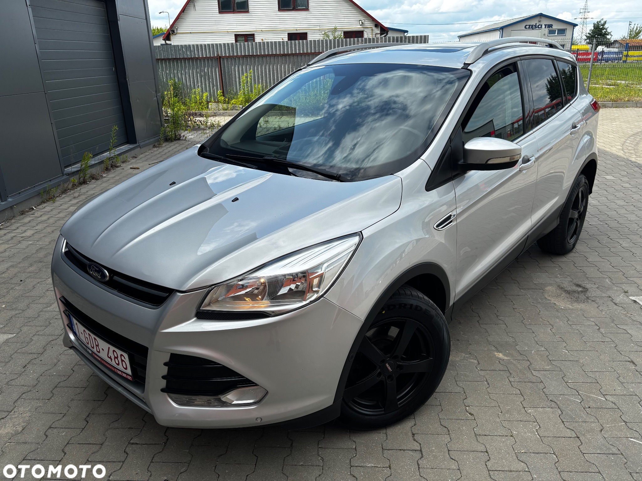 Ford Kuga 2.0 TDCi 2x4 Trend - 18