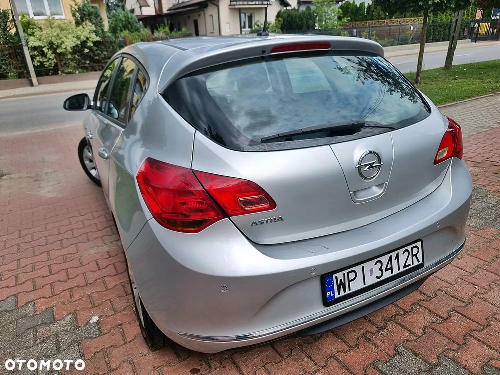 Opel Astra 1.6 Active - 22