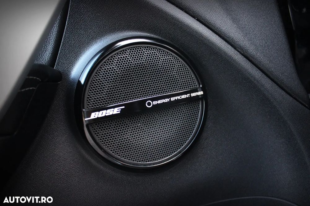 Renault Megane ENERGY dCi 110 Start & Stop Bose Edition - 10