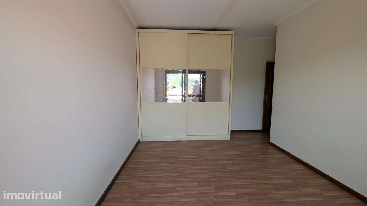 Excelente Apartamento T2 à venda na Maia - Grande imagem: 3/29