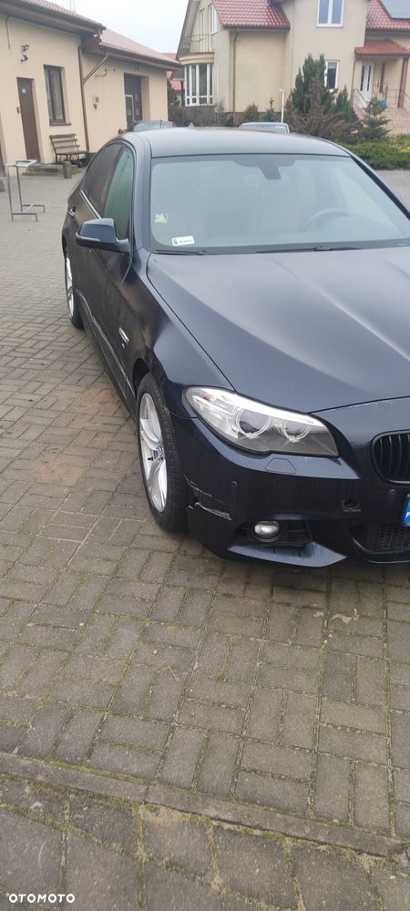 BMW Seria 5 525d xDrive - 5