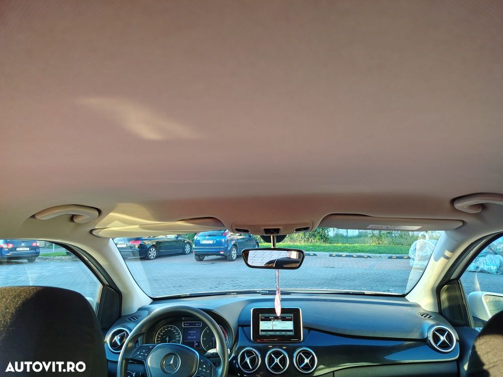 Mercedes-Benz B 200 - 16