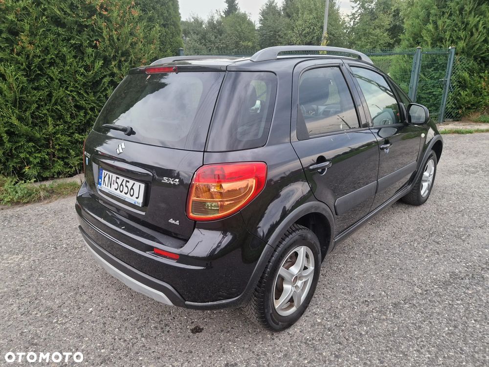 Suzuki SX4 - 4