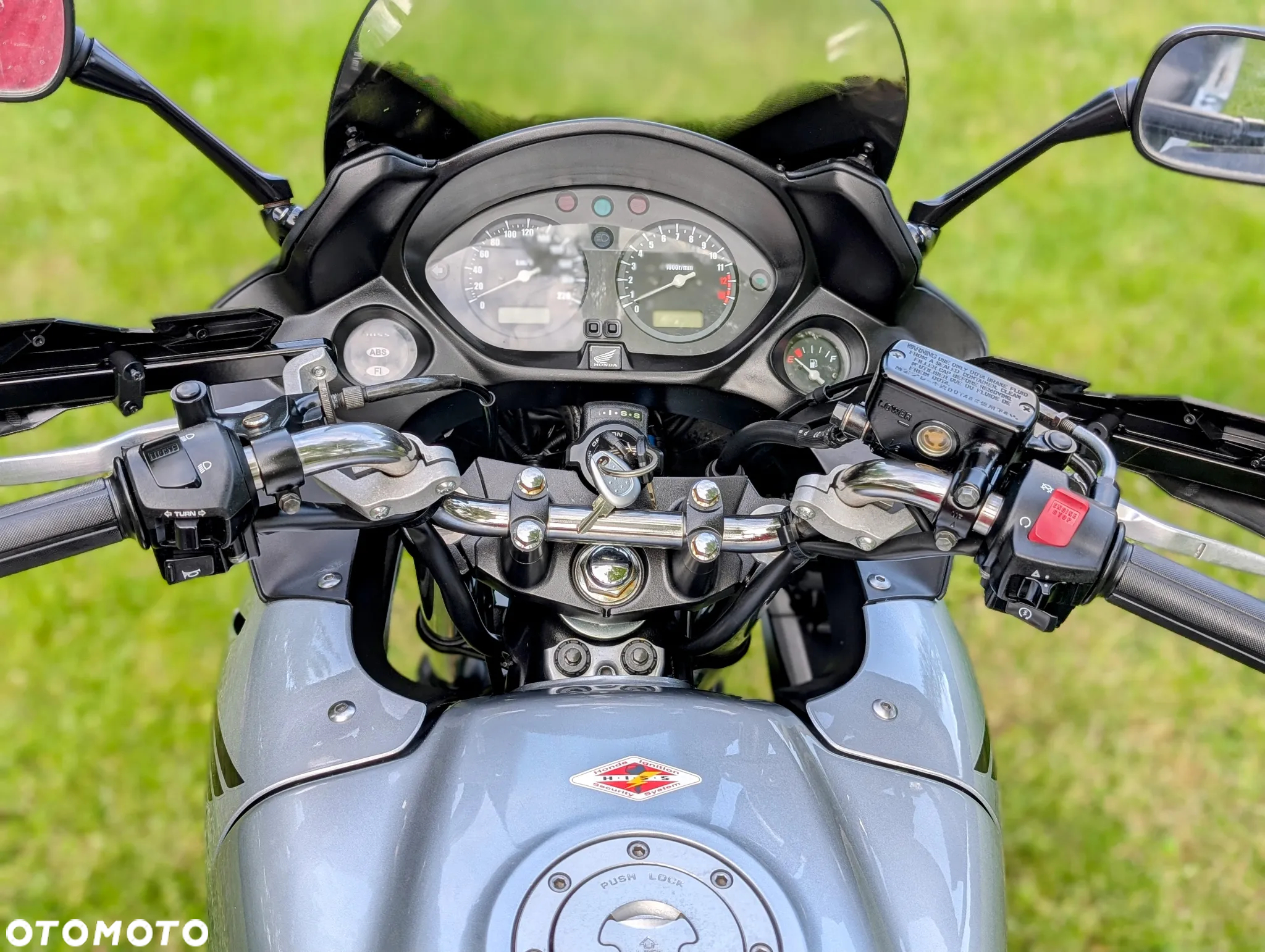 Honda CBF - 32