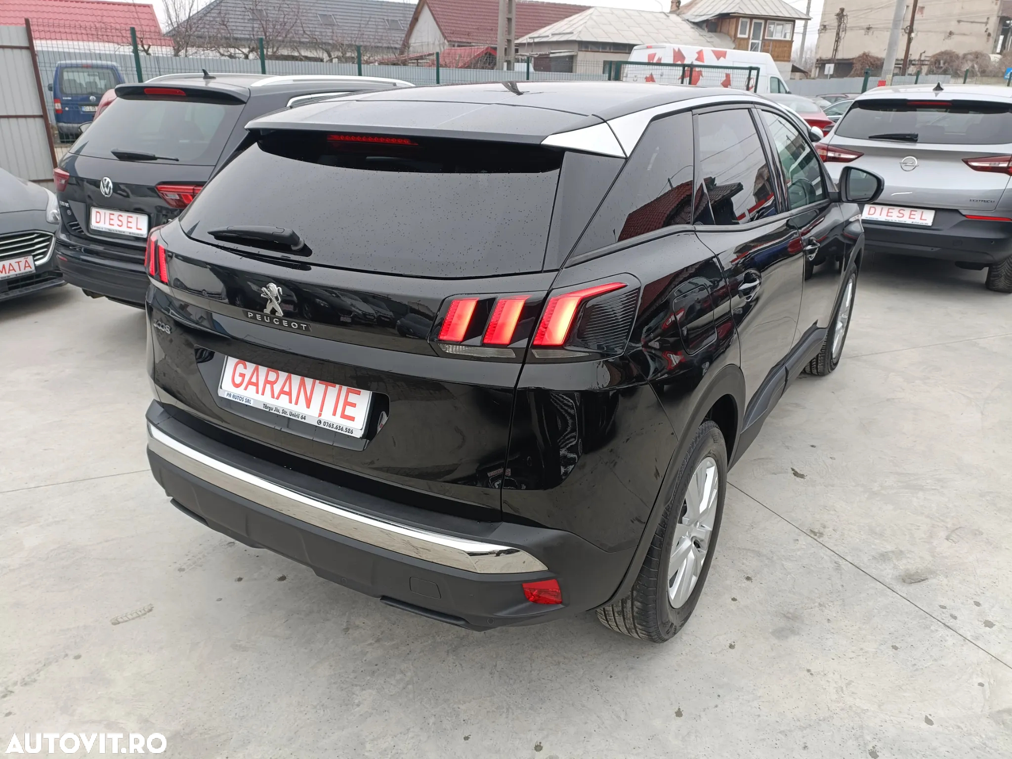 Peugeot 3008 BlueHDi 130 Stop & Start EAT8 Active Business-Paket - 2