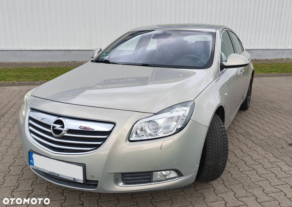 Opel Insignia 1.6 T Cosmo - 2