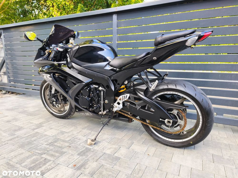 Suzuki GSX-R - 21