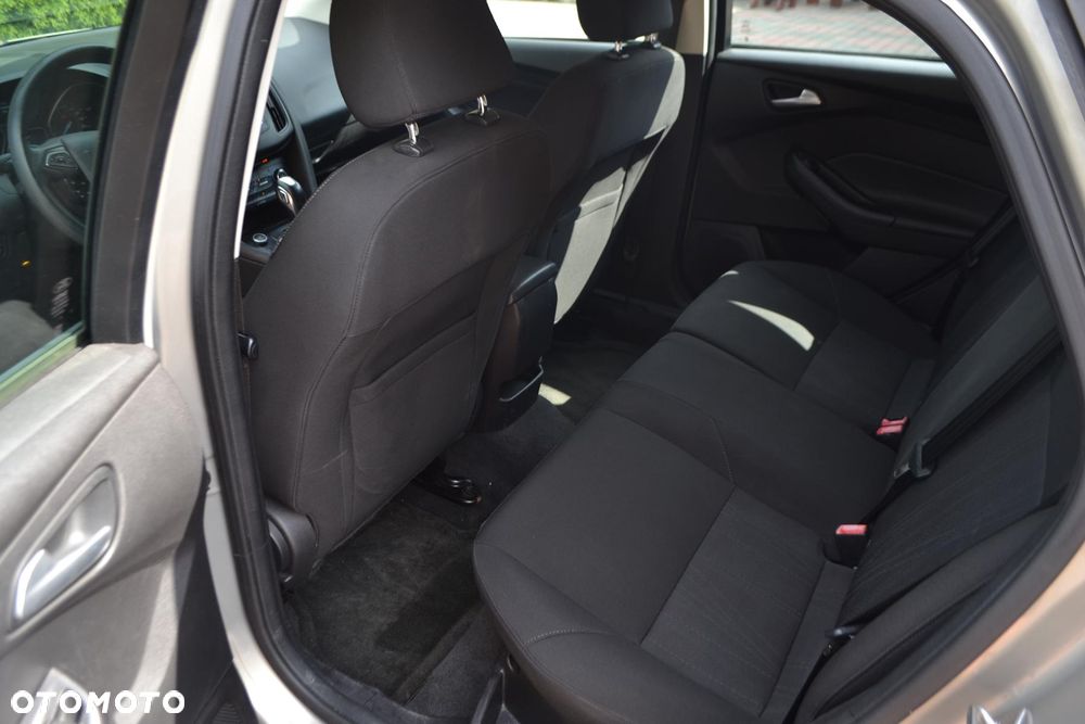 Ford Focus 1.6 Trend MPS6 - 15