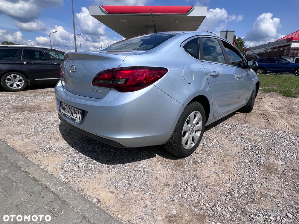 Opel Astra - 20