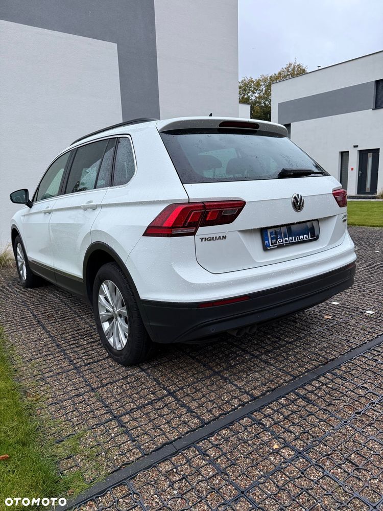Volkswagen Tiguan - 3