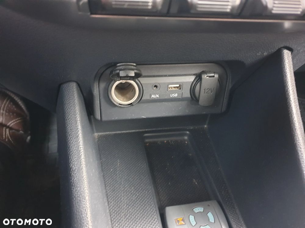 Kia Rio 1.2 L - 29