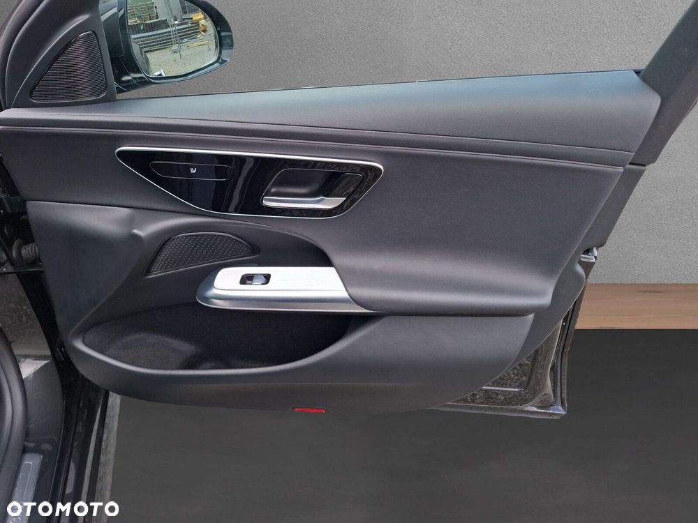 Mercedes-Benz Klasa E - 15