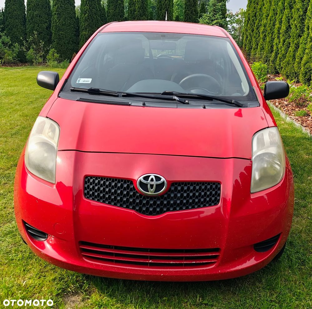 Toyota Yaris 1.0 Luna - 1