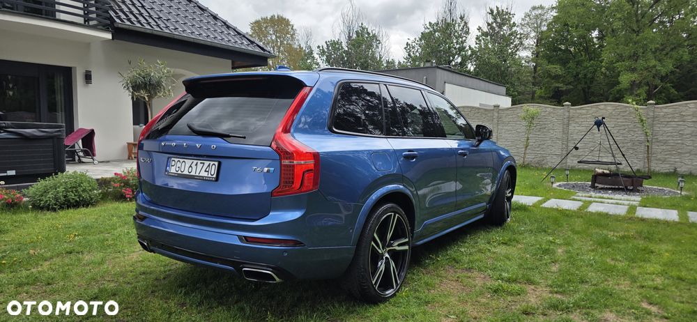 Volvo XC 90 - 1