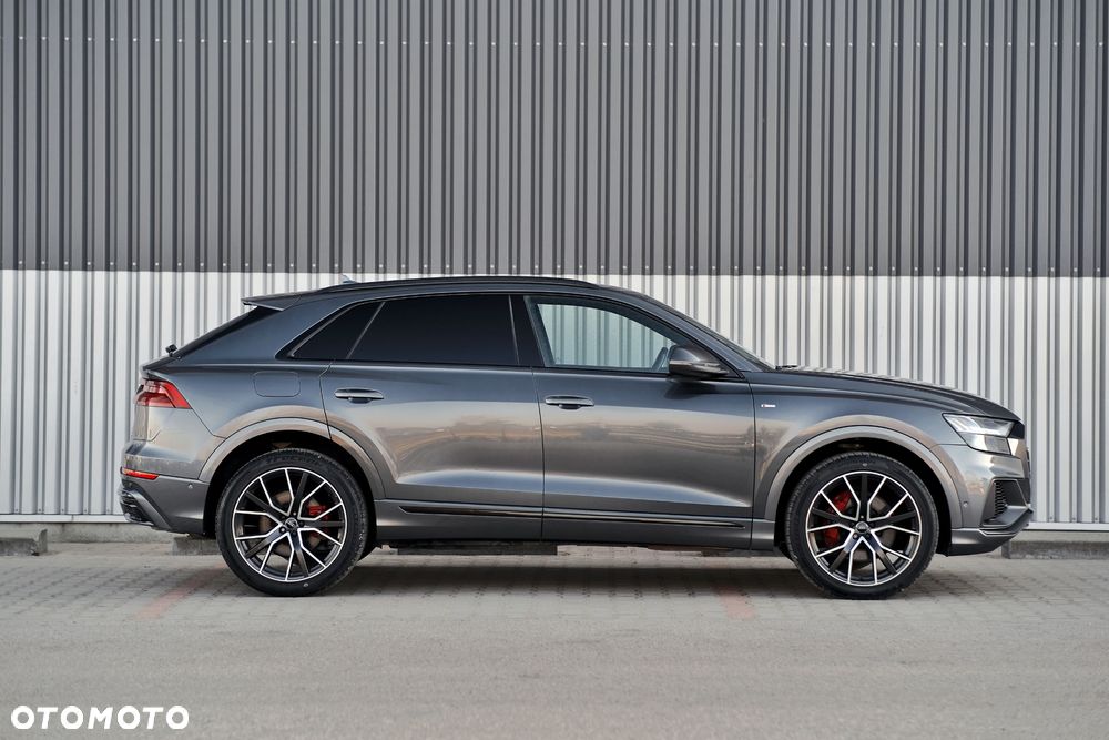 Audi Q8 55 TFSI quattro tiptronic - 5