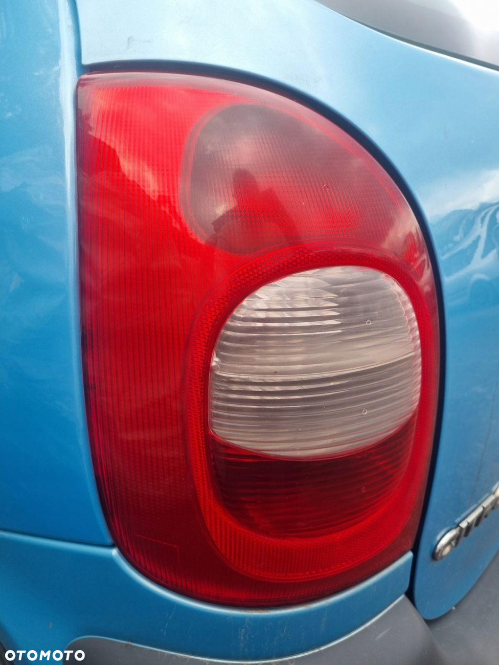 CITROEN XSARA PICASSO 98-02 r. LAMPA LEWY TYŁ LEWA TYLNA LT EU + - 2