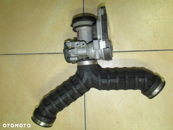 MOTO GUZZI V7 PRZEPUSTNICE WTRYSK TPS STEROWNIK