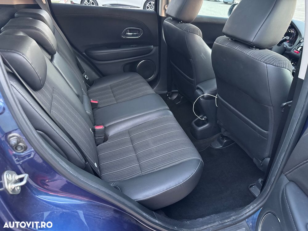 Honda HR-V 1.5 i-VTEC CVT Executive - 8