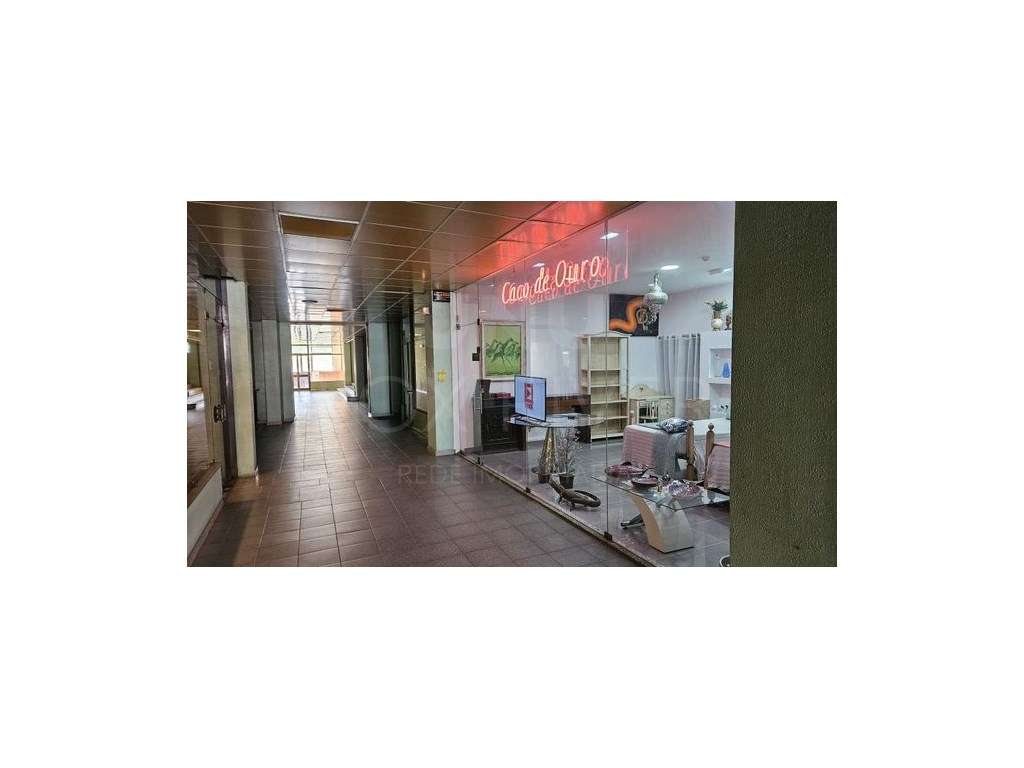 Espaço Comercial para venda, Centro Valença - Grande imagem: 2/7