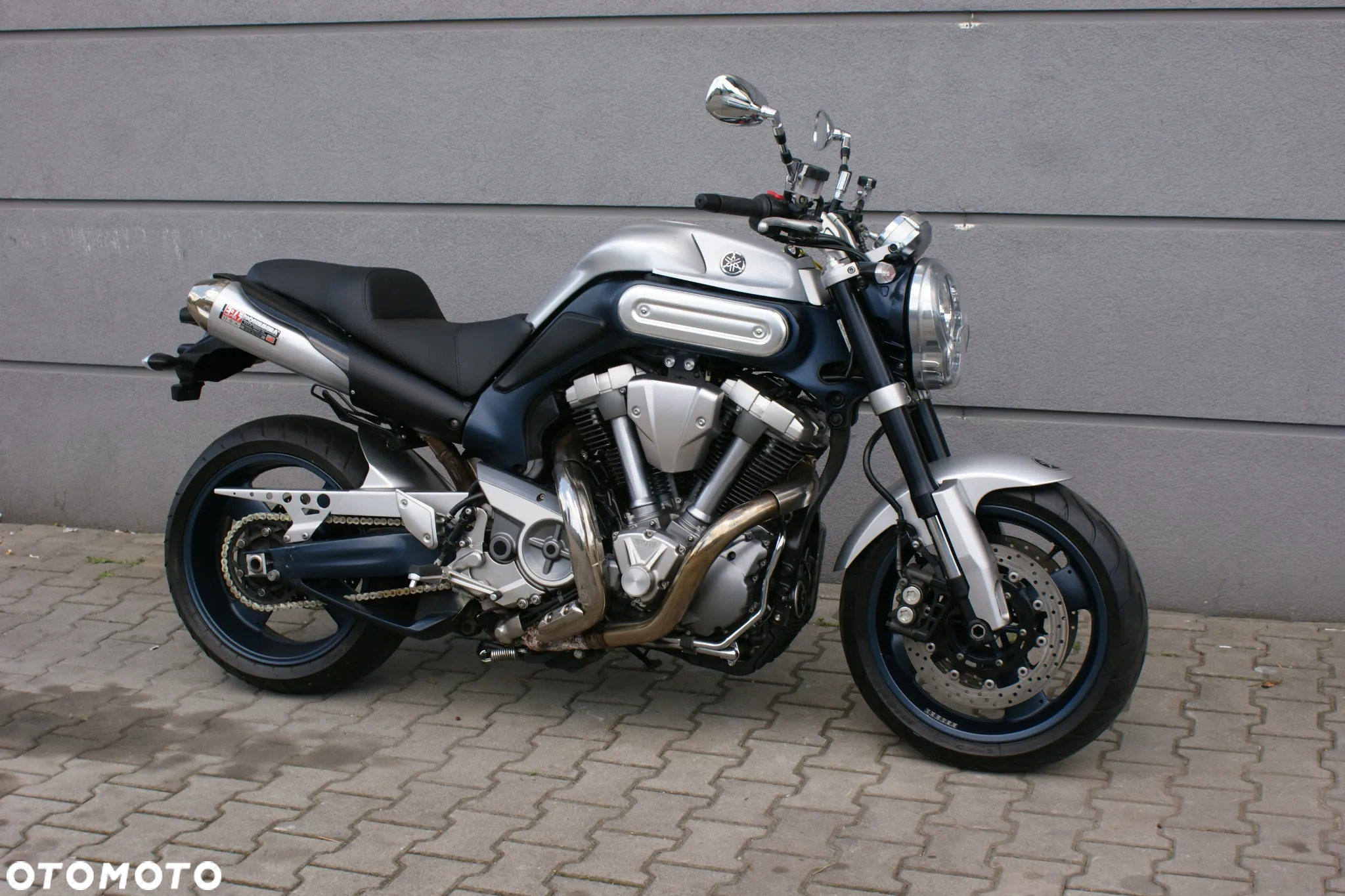 Yamaha MT - 2