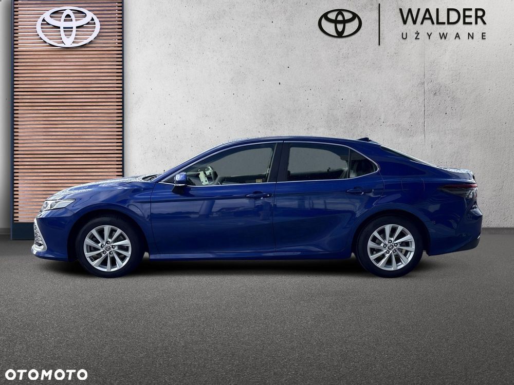 Toyota Camry 2.5 Hybrid Comfort CVT - 2