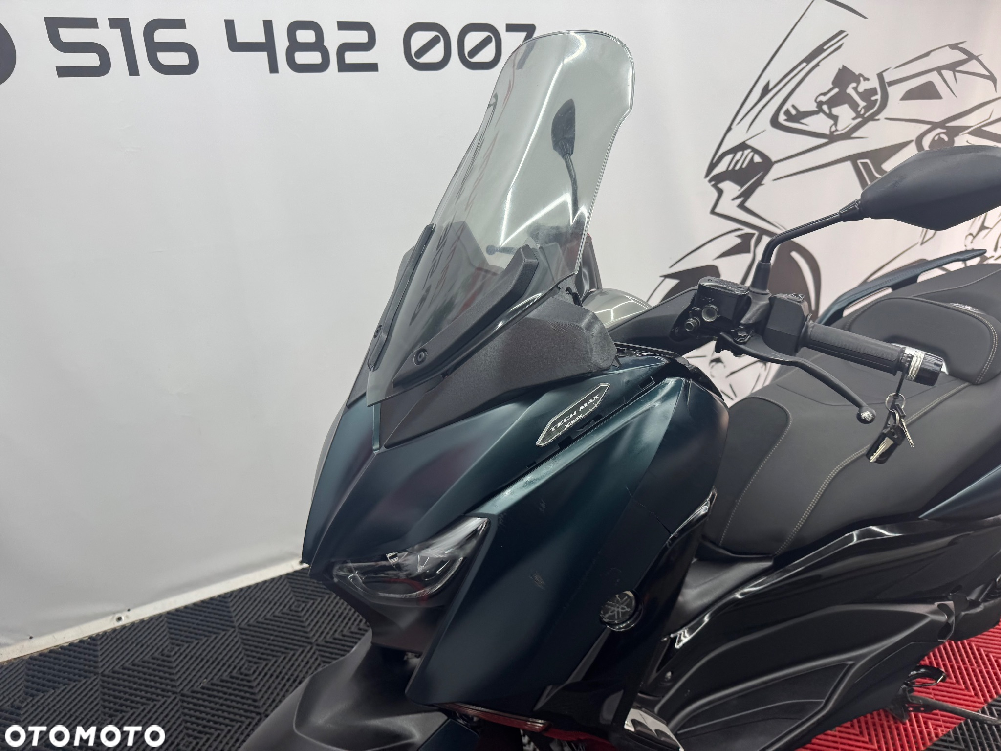 Yamaha X-max - 12
