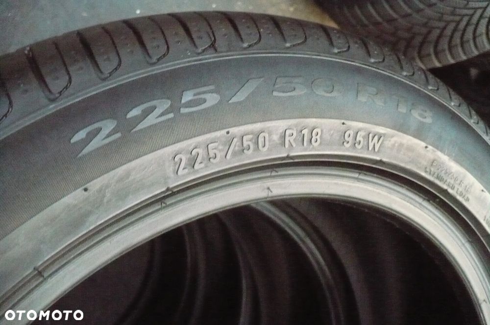 PIRELLI Cinturato P7 RFT 225/50R18 5,9mm 2021 - 2
