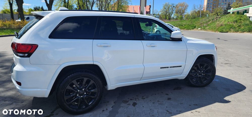 Jeep Grand Cherokee - 4