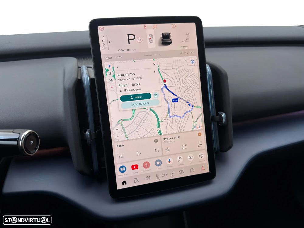 Volvo EX30 Single Motor Extended Range RWD Ultra - 16