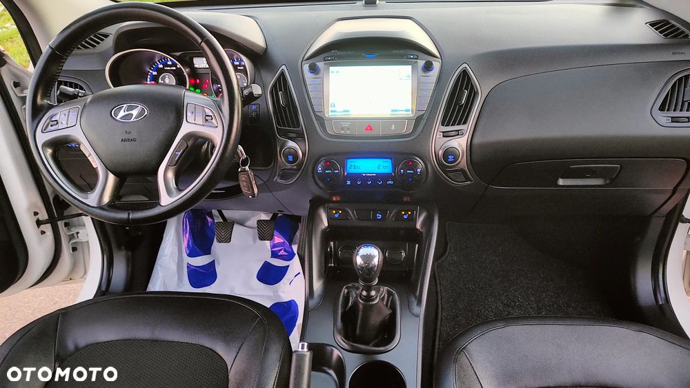 Hyundai ix35 blue 1.6 2WD Finale Gold - 29