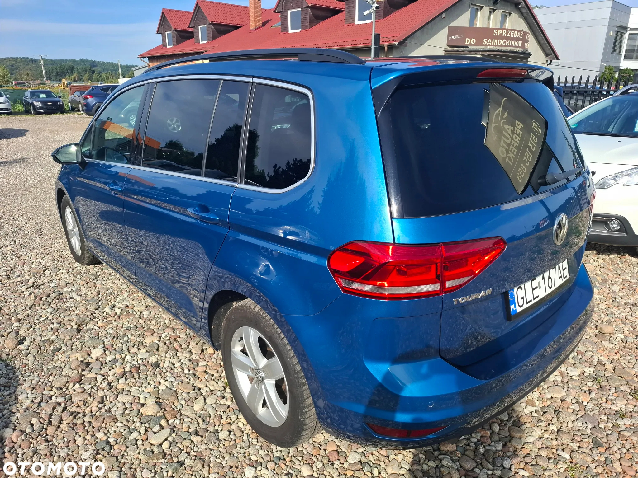 Volkswagen Touran 2.0 TDI BMT Comfortline DSG - 8