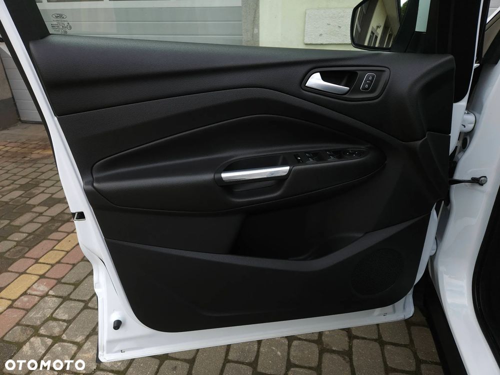 Ford Kuga 2.0 TDCi AWD Titanium - 20