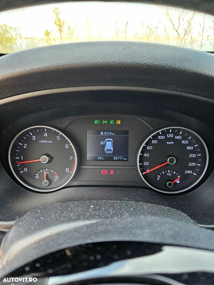 Kia Sportage 1.6 GDI 6MT 4x2 Style - 15