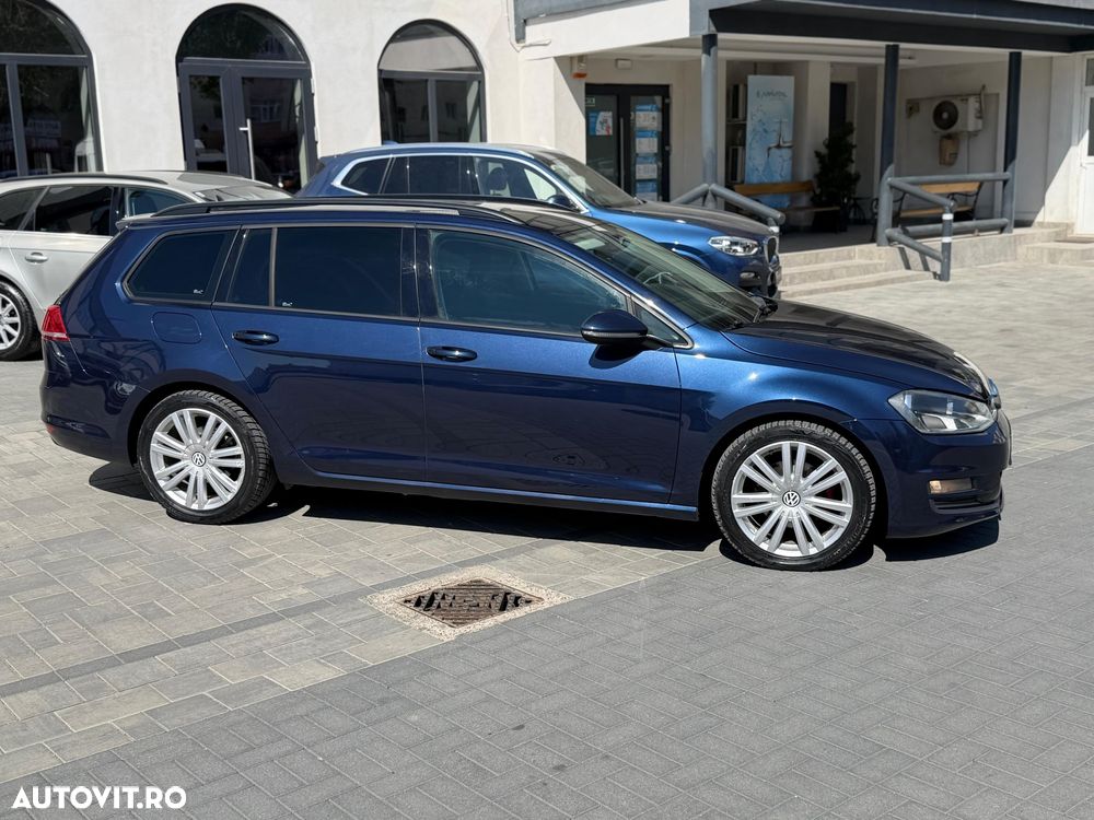 Volkswagen Golf 1.6 TDI DPF DSG BlueMotion Technology Comfortline - 11
