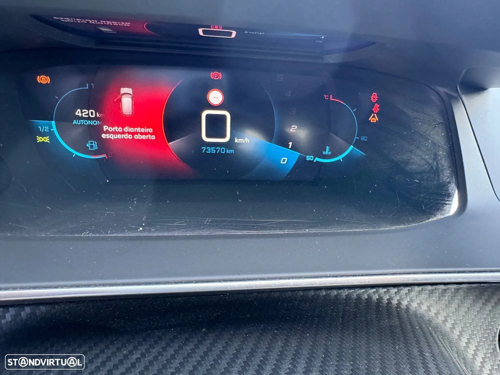 Peugeot 208 PureTech 100 Style - 12