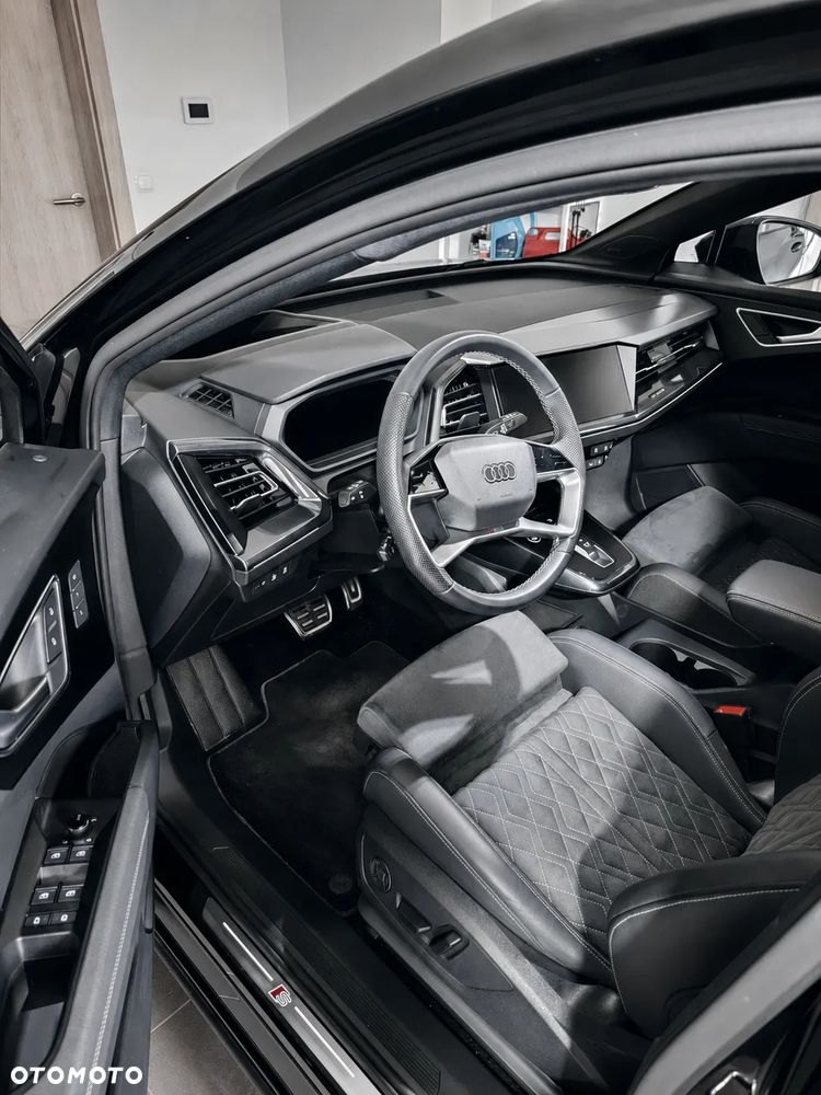 Audi Q4 e-tron 45 82kWh Advanced - 14