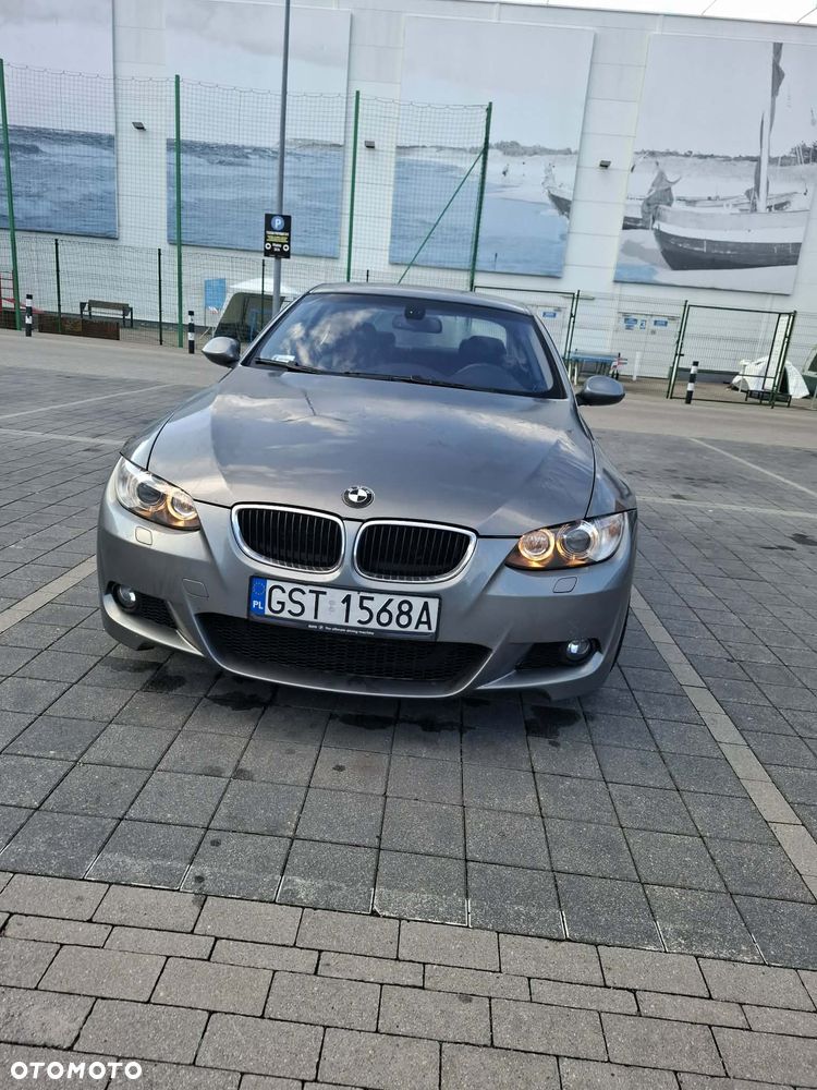 BMW Seria 3 325i - 2