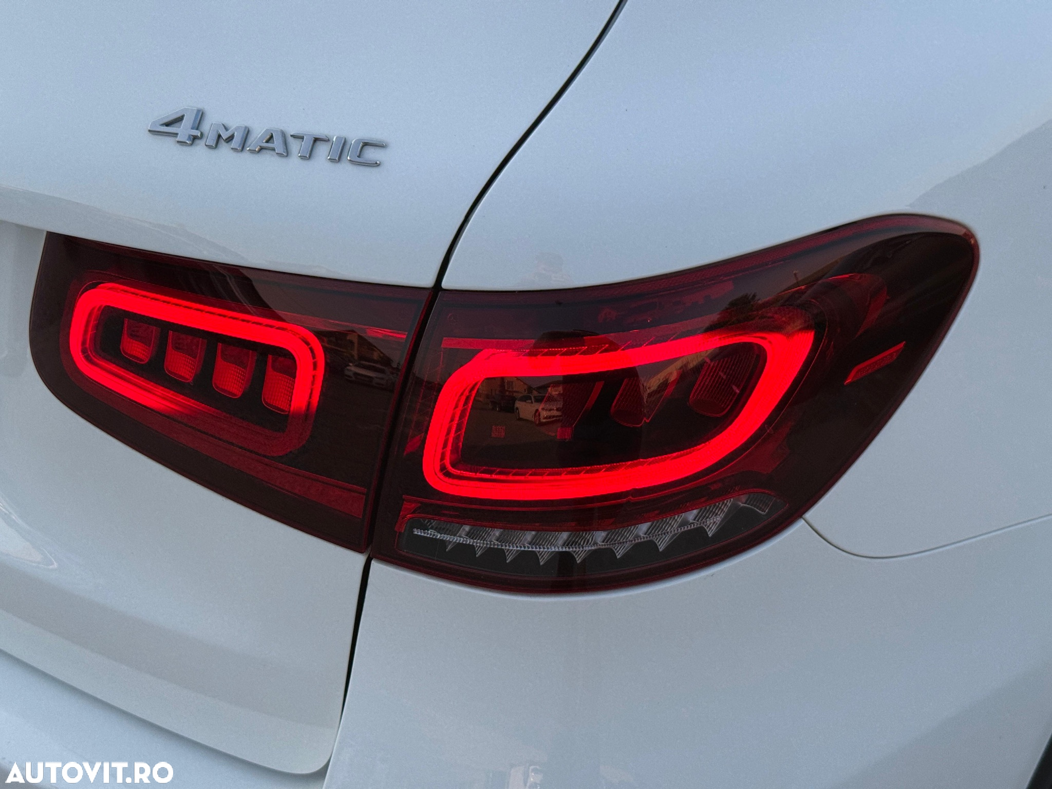 Mercedes-Benz GLC 200 d 4Matic 9G-TRONIC - 35