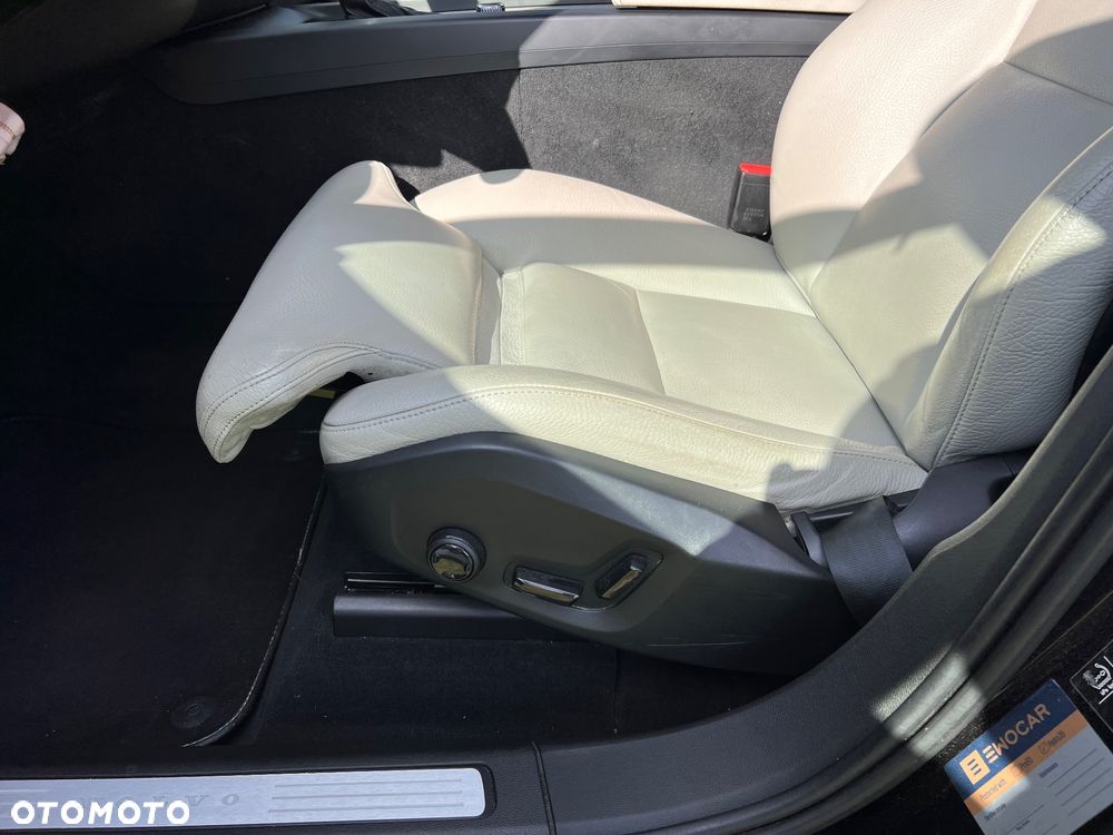 Volvo XC 60 D4 AWD Inscription - 19
