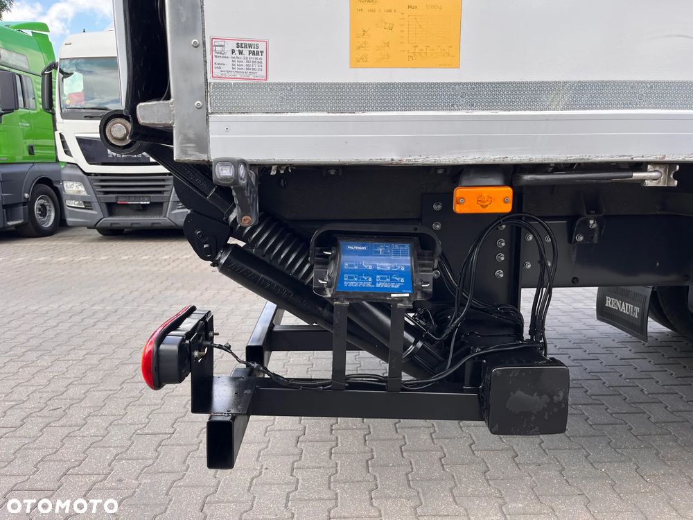 Renault D 256KM / DMC 18 / CHŁODNIA + WINDA / SALON POLSKA / FV 23% - 19
