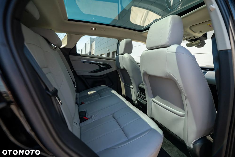 Land Rover Range Rover Evoque - 20