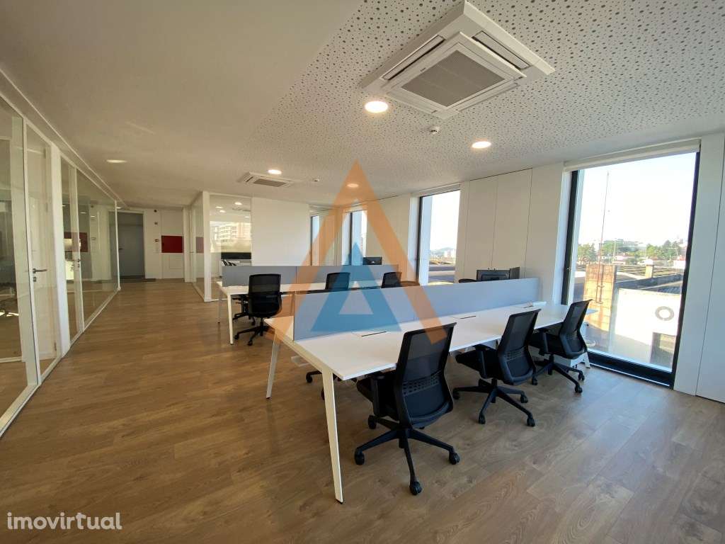 Escritórios - Coworking - Grande imagem: 2/3