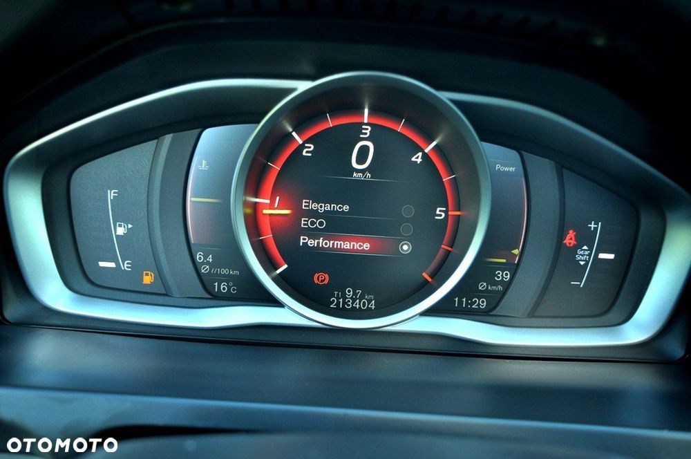Volvo V60 D3 Drive-E Summum - 27