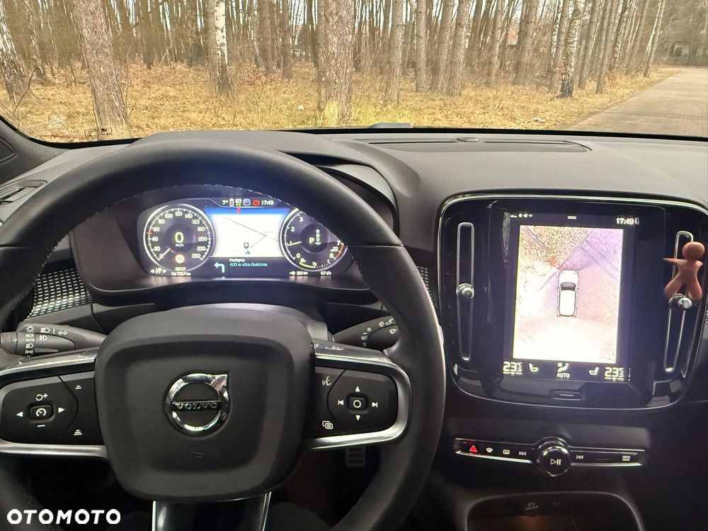 Volvo XC 40 T3 R-Design - 21