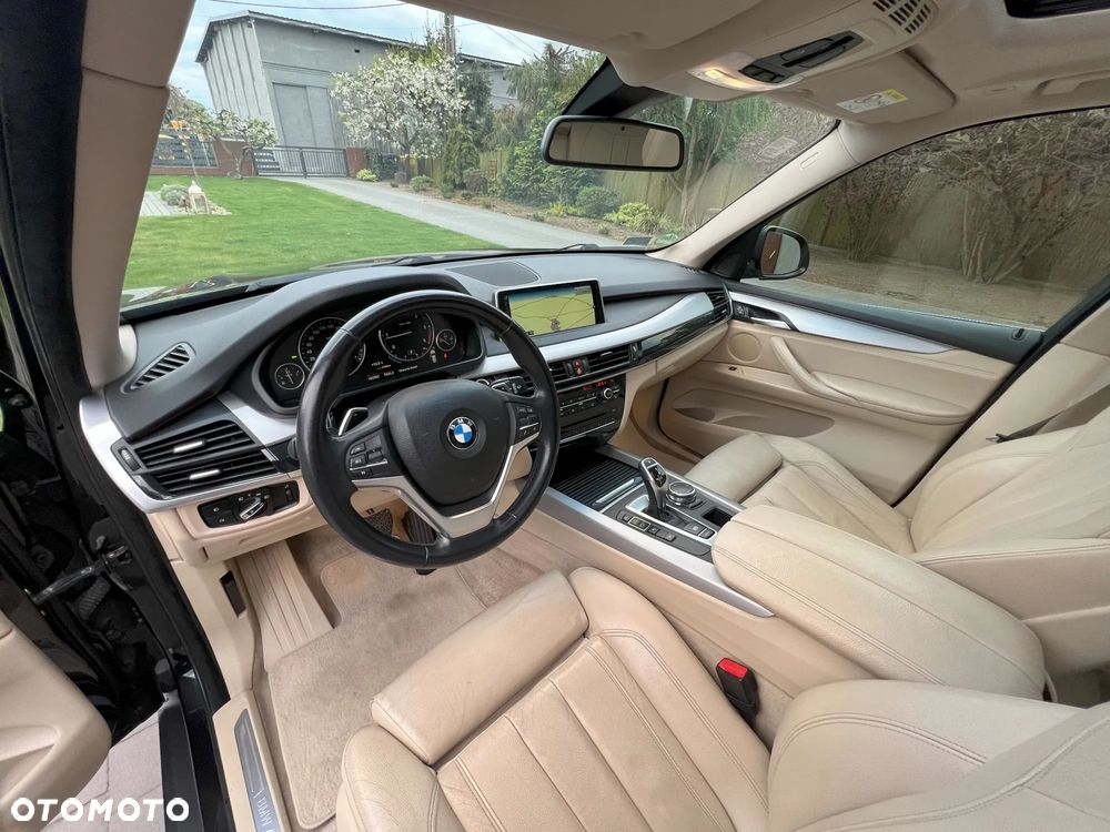 BMW X5 xDrive25d - 17