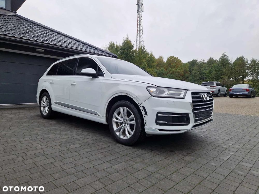 Audi Q7 3.0 TFSI Quattro Tiptronic - 11