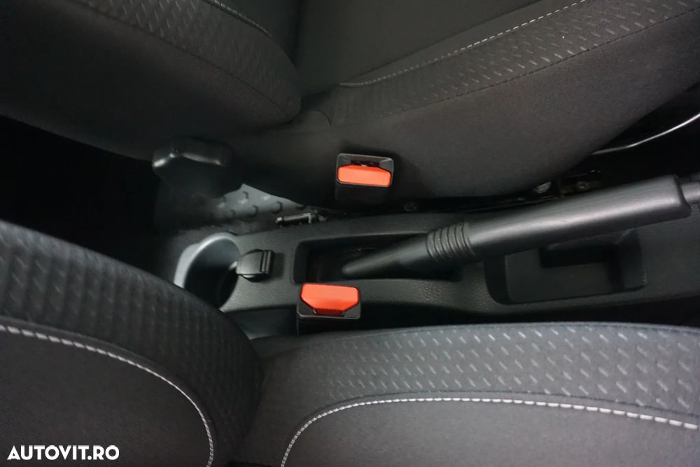 Dacia Logan 1.0 SCe Ambiance - 18