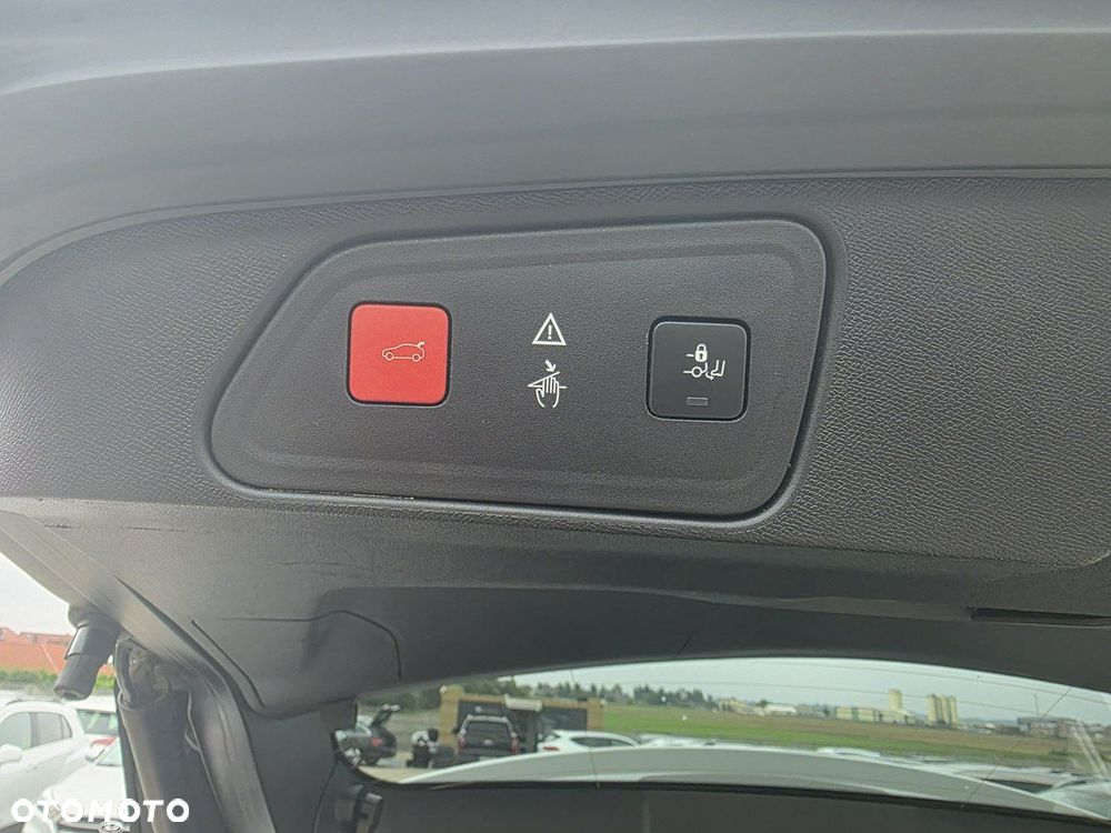 Peugeot 3008 2.0 BlueHDi GT S&S EAT8 - 22