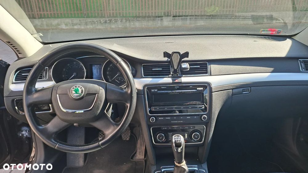 Skoda Superb 1.8 TSI Active - 7