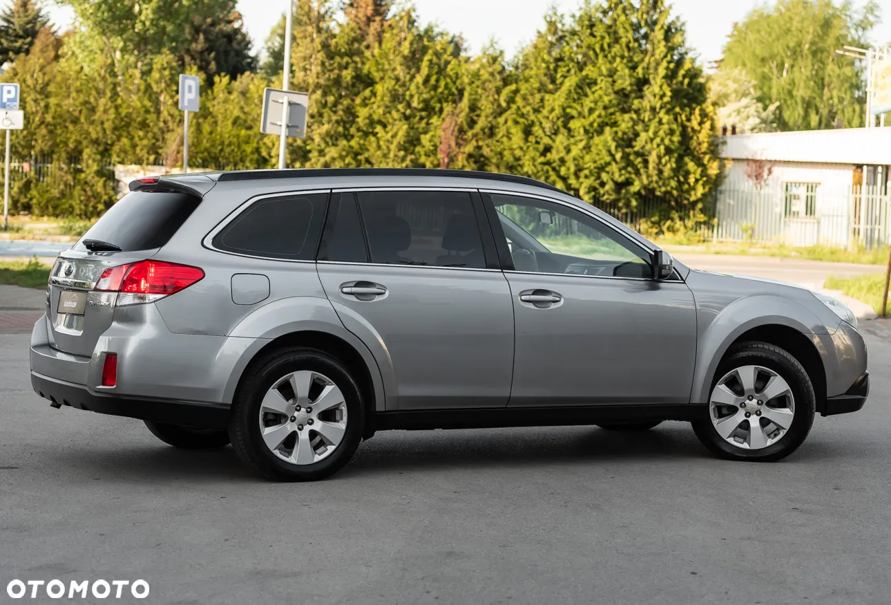Subaru Outback - 13